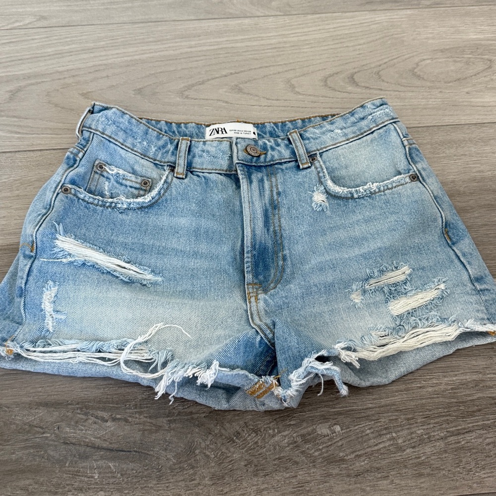 Zara denim shorts cut offs ripped size 4